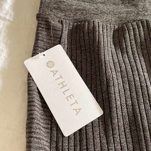 Athleta Luxe Seamless Skirt - heathered brown - Picture 2 of 5